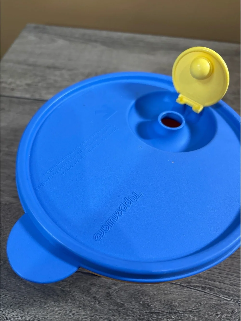 Vintage Tupperware Yellow Bowl with Blue Vent Lid